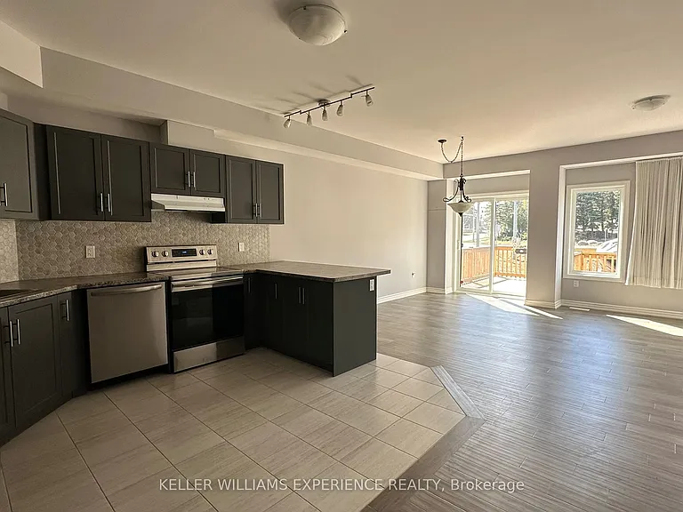 106 Delphi Ln — Photo 7