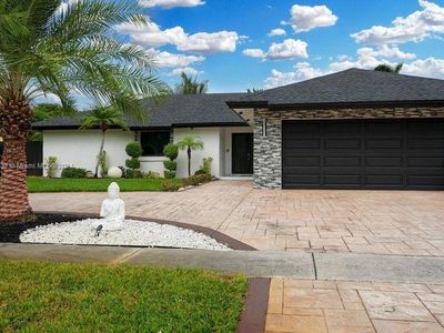 730 SW 95th Ter, Pembroke Pines, FL, 33025