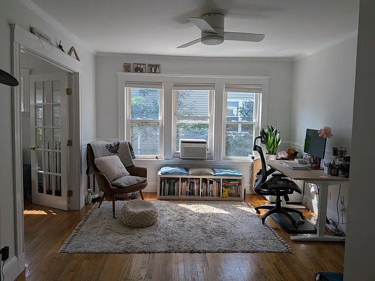 18 Laurel Ter #1 — Photo 1