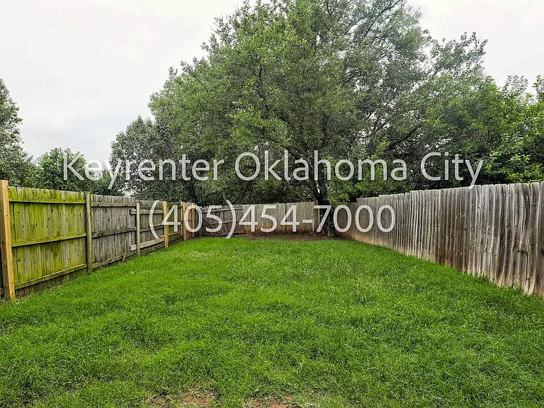 102 Harvard Rd #102 — Photo 31