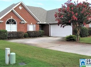 6975 Parc Brook Ln, Trussville, AL 35173