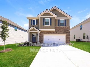 17 Camellia Dr, Fairburn, GA 30213