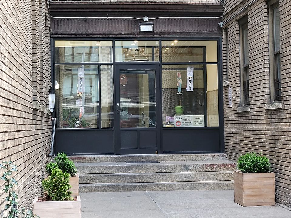 1st image of 256 W 117th St #23E