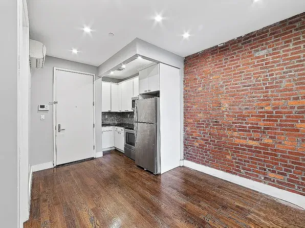 2164 Fulton St, Brooklyn, NY
