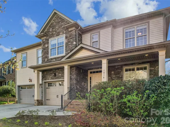 1018 Victoria Blake Ln, Belmont, NC 28012