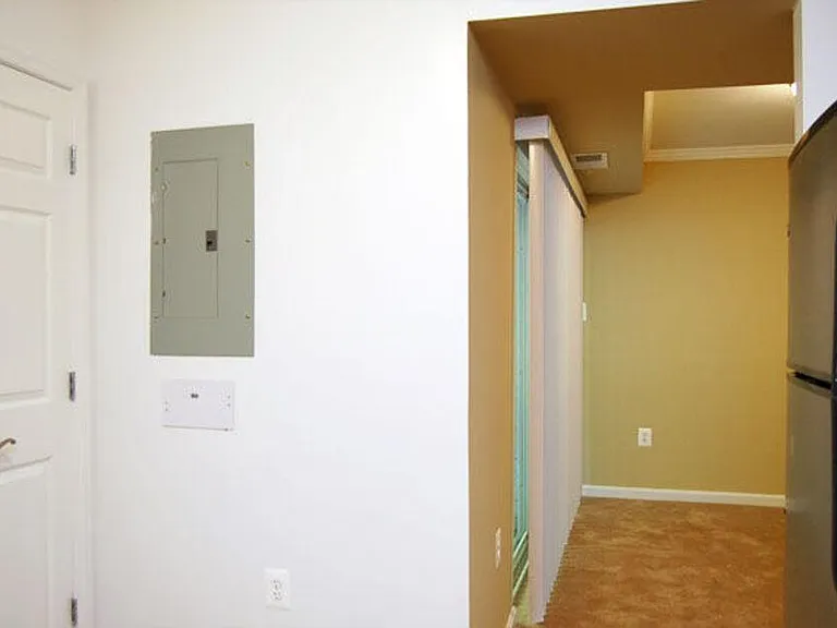 7 McCausland Pl — Photo 5