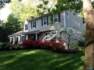 282 Campgaw Rd, Mahwah, NJ 07430