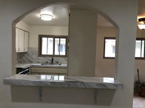 4062 Valeta St, San Diego, CA 92110