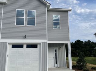 136 Pasture Ln #14B, Swansboro, NC 28584