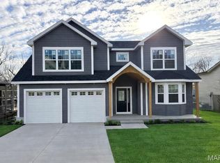 458 Crest Ave, Saint Louis, MO