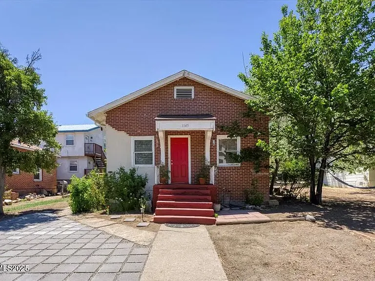 1145 Seminary Ave — Photo 1
