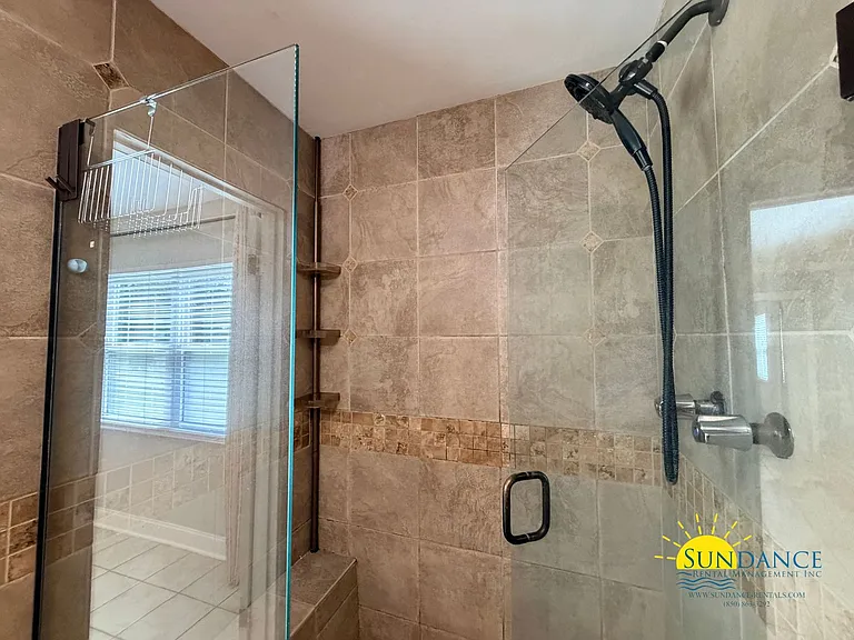 48 Poulton Dr — Photo 15