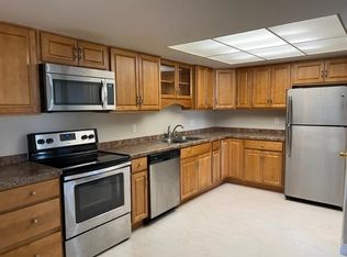 208 Denrose Dr APT 4, Amherst, NY 14228