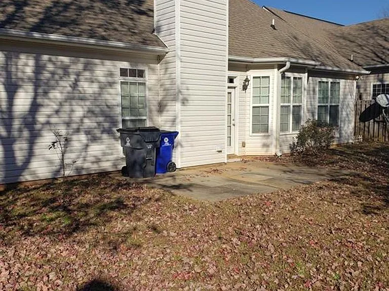 426 Stillwood Dr — Photo 23