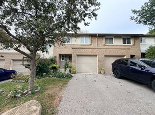 10 Knightsbridge Way, Markham, ON L3P3W5
