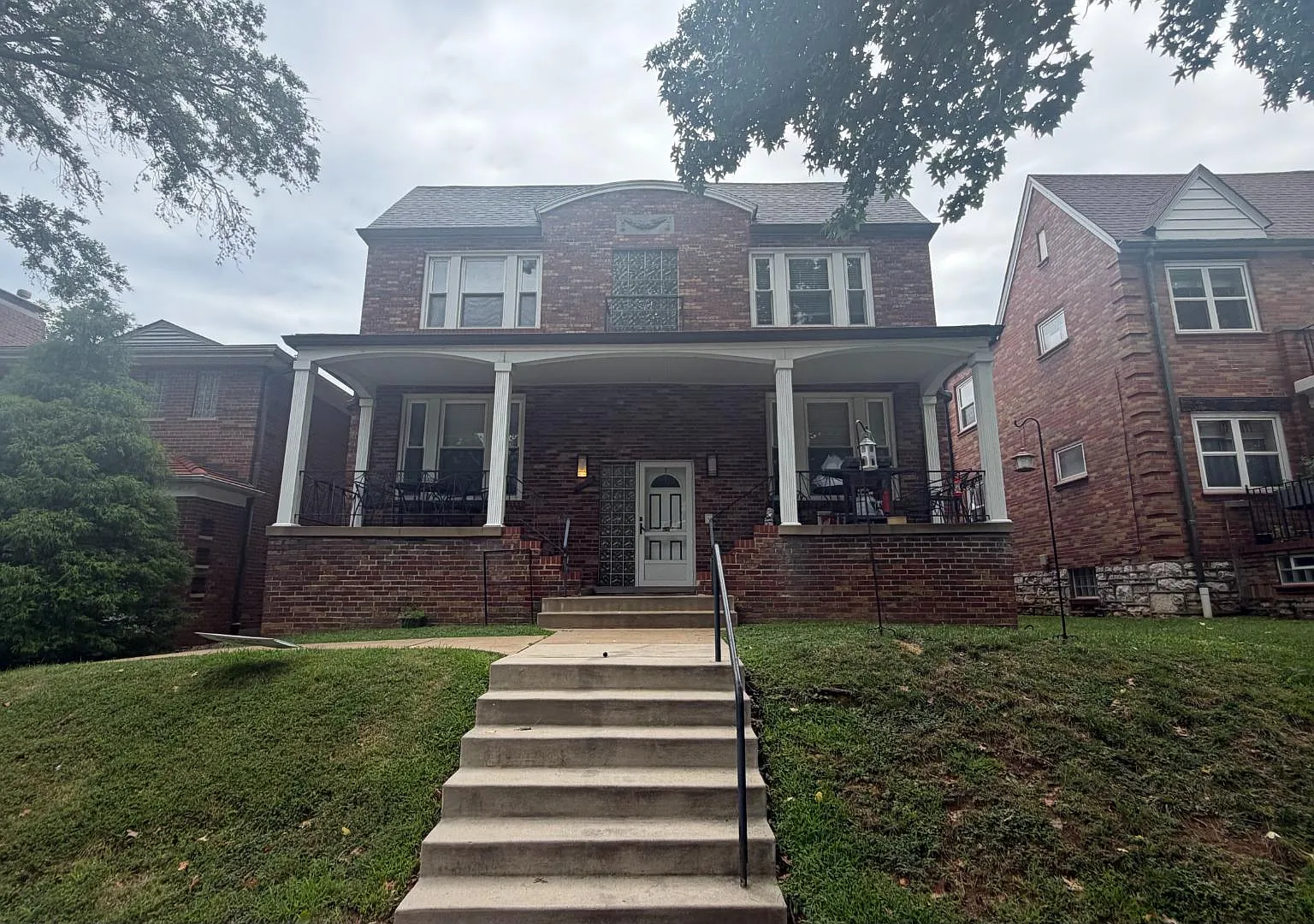 6663 Devonshire Ave - 2E — Photo 1