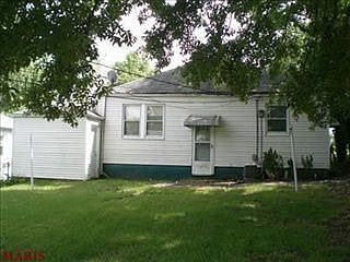3rd image of 7719 Horatio Dr