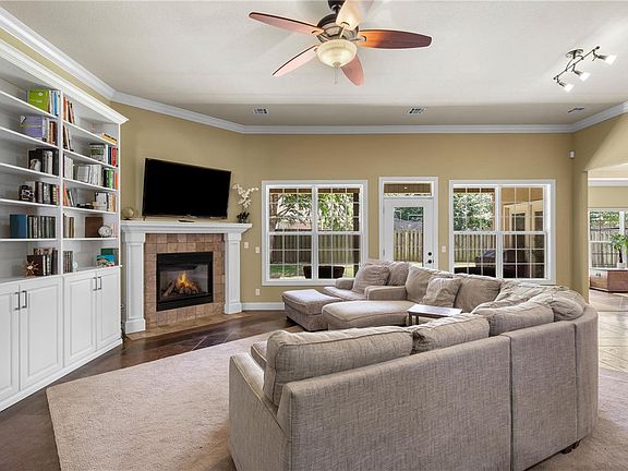2nd image of 1510 Whippoorwill Ln