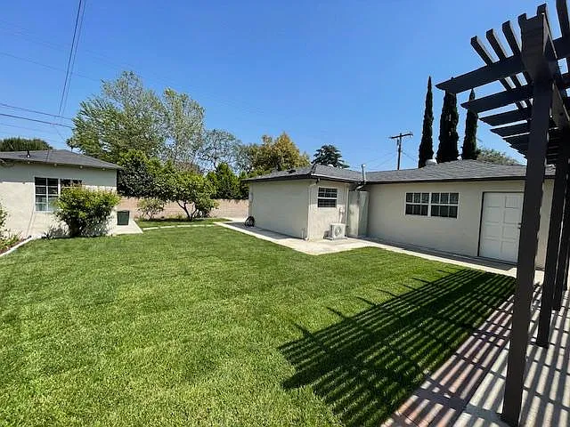 1/2 S Treelane Ave, Monrovia — Photo 2