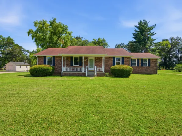 207 Fairmont Dr, Murfreesboro, TN 37129