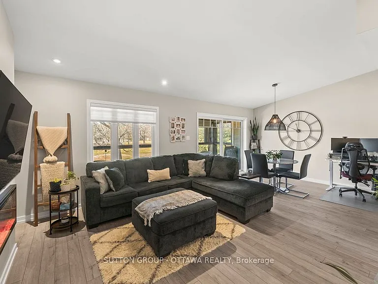 308 Masters Ln #294 — Photo 3