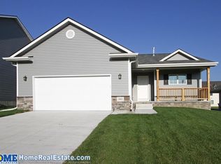 2463 N 88th St, Lincoln, NE 68507
