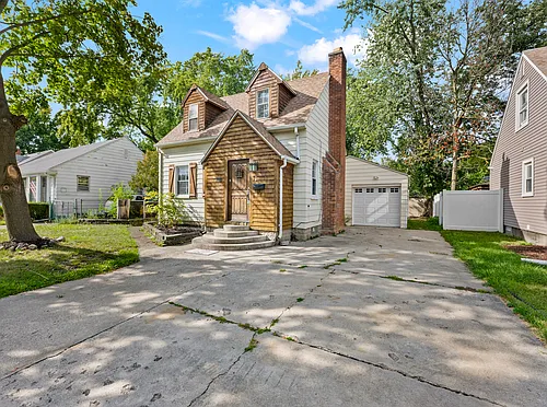1674 Eaton Rd Photo 1