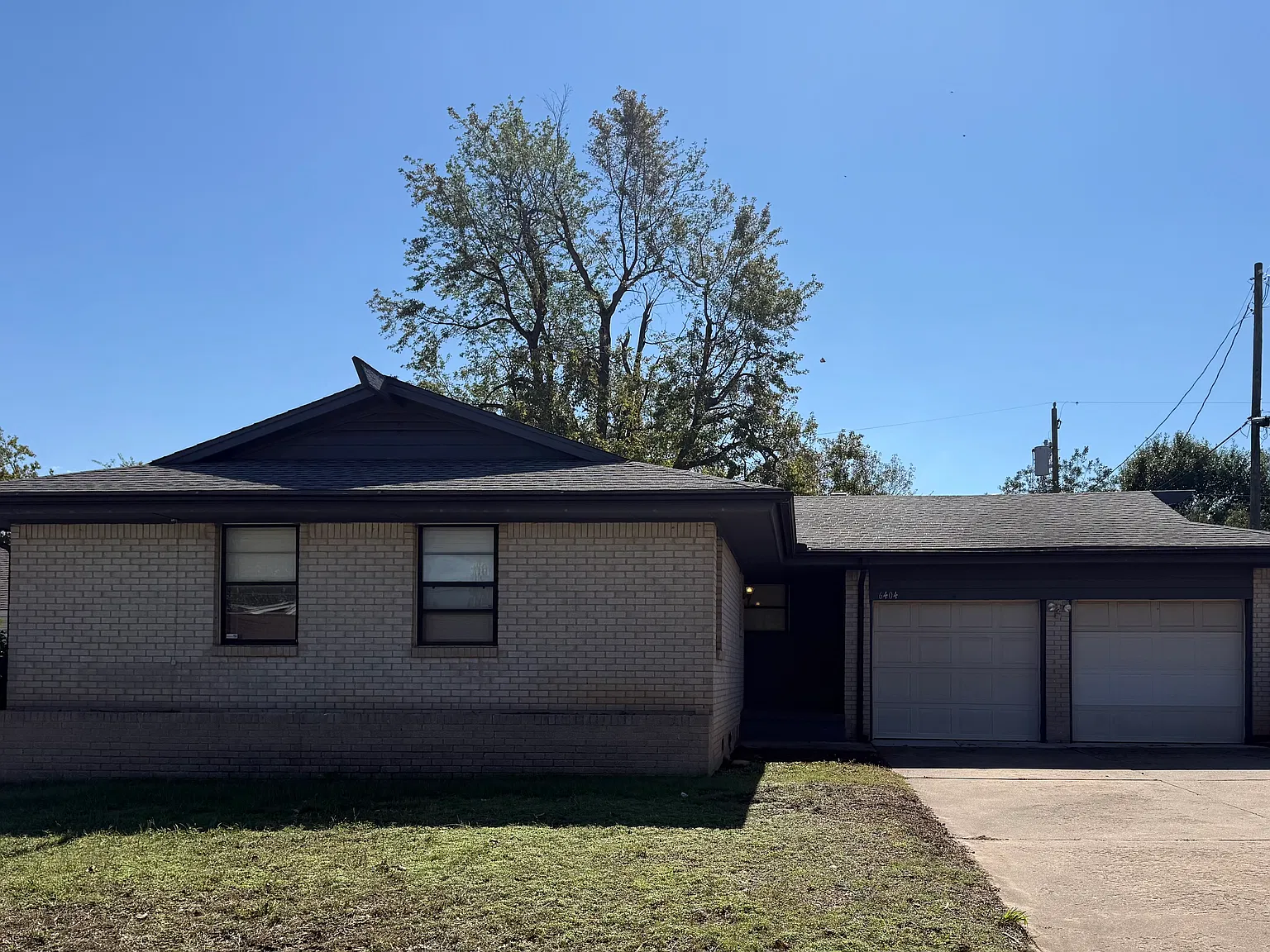 3 bed, 1.5 bath, 1150 sqft, $1,350 — Photo 3