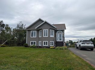218 Mason Rd, Stratford, PE C1B 2E9