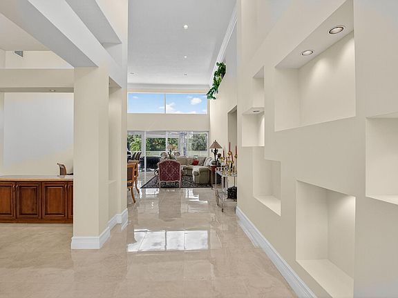 4th image of 5413 Ascot Bend