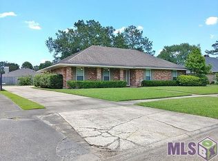 8835 Cottage Dr, Baton Rouge, LA 70806