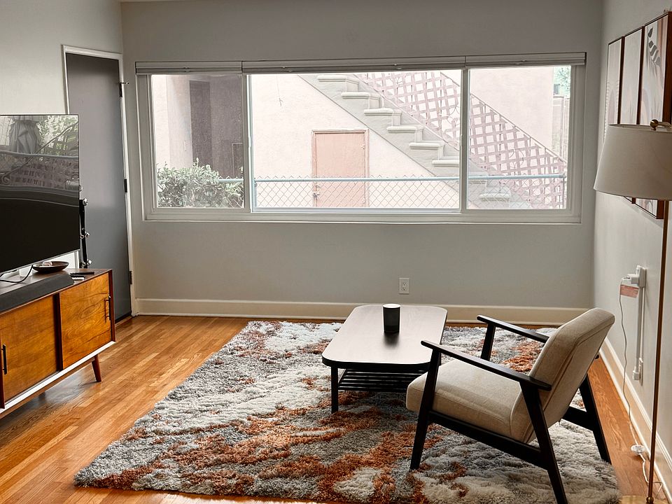 1st image of 102 N Hayworth Ave APT 4