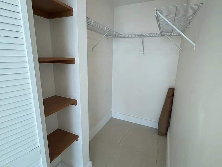 300 S Biscayne Blvd #3212 — Photo 7