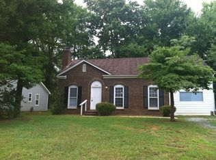 1706 Blandford Dr, Charlotte, NC 28262