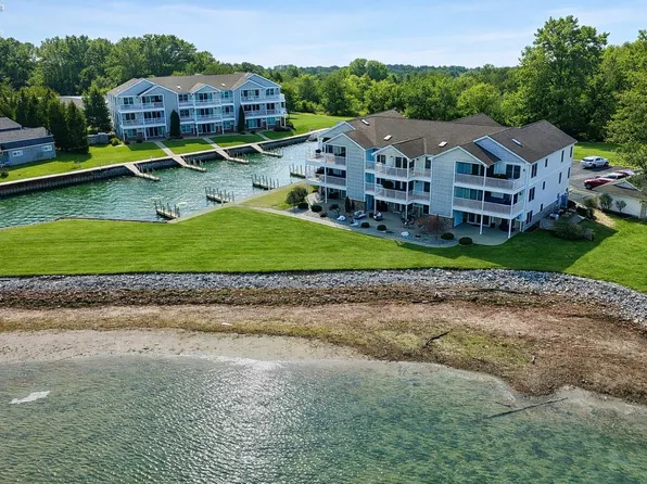 6005 E Harbor Rd Unit 1B, Marblehead, OH 43440