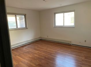 46 Maytide St, Pittsburgh, PA 15227