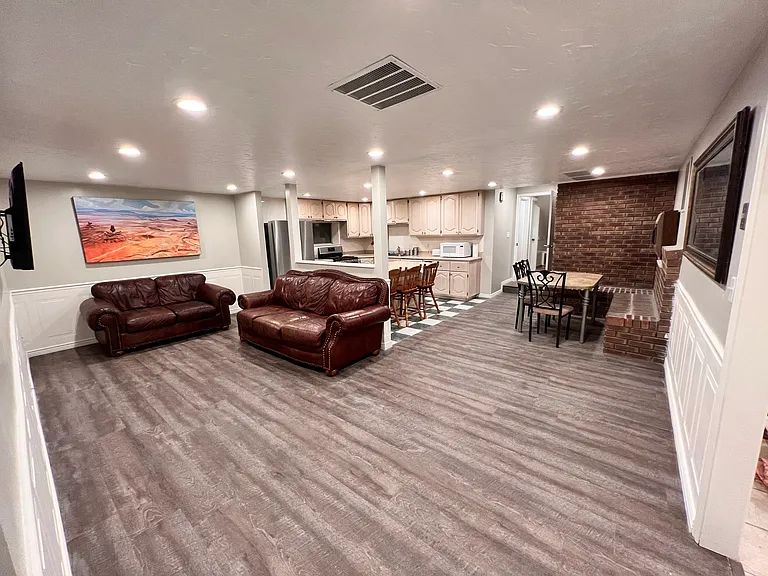 1975 Laguna Vista Dr — Photo 8