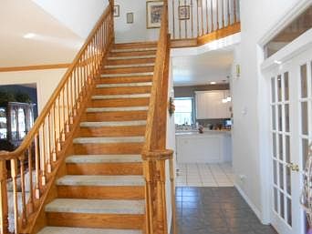 Front entry stairway