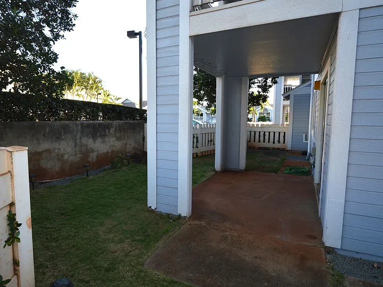 94-209 Lumiaina Pl #J103 — Photo 17