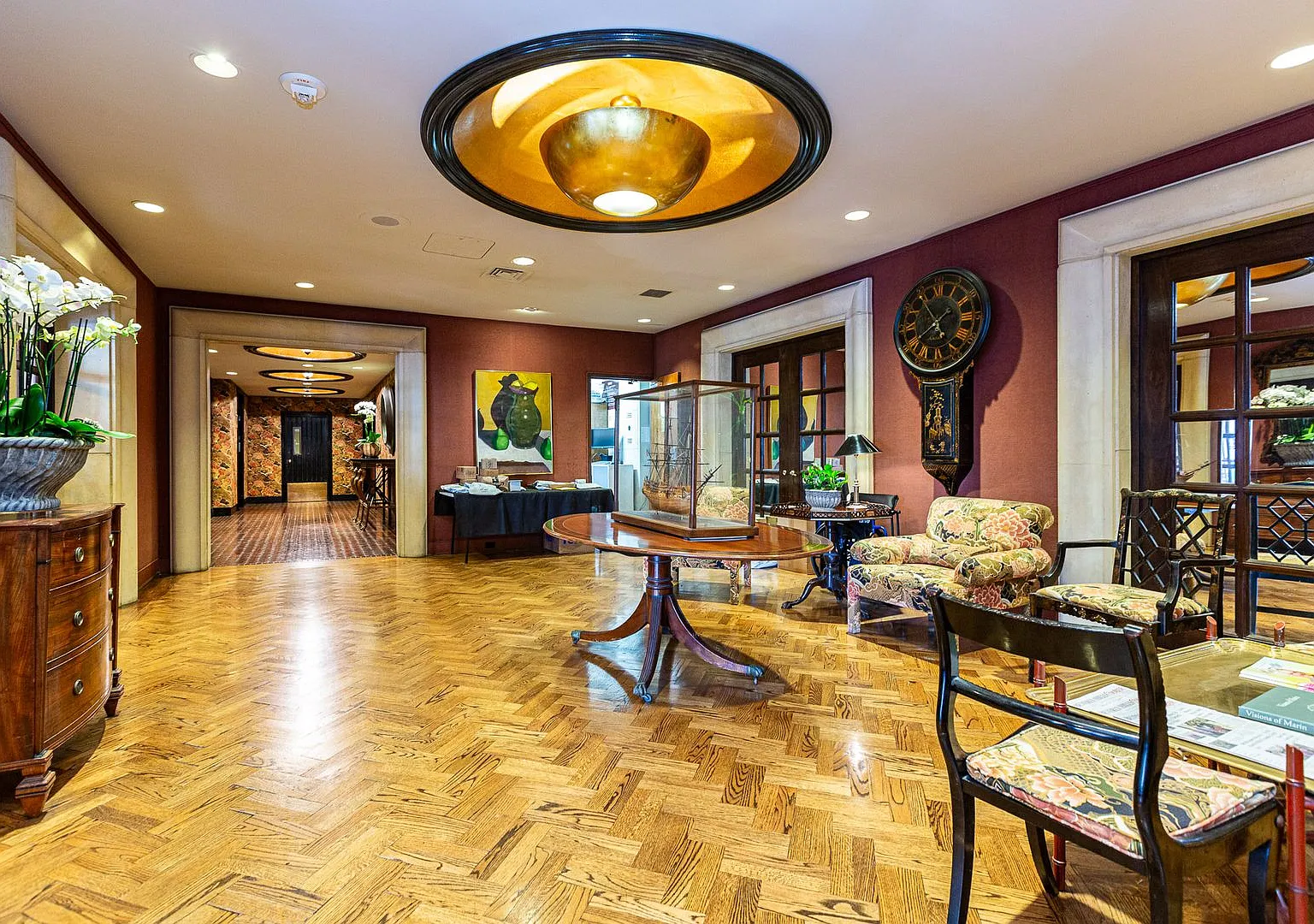 Iconic Gramercy Towers! 2 Story 2br/2.5ba! 1,745sqft! Utilities Included In Rent!! Views! Pool! F... — Photo 2