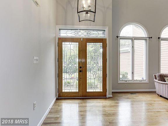 2nd image of 10328 Thornbush Ln