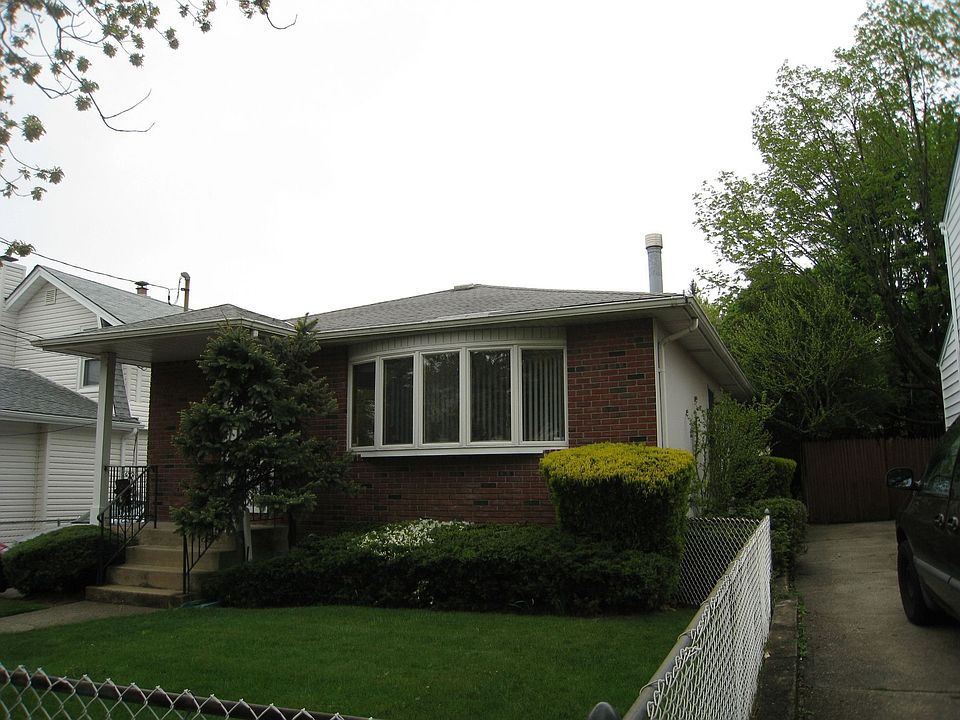 1st image of 134 North Dr