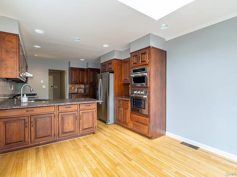 67 Malvern Ln — Photo 11