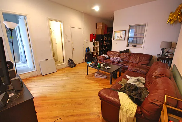 Rented by Vanderborgh Realty  | media 11