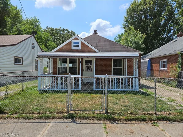 11705 Erwin Ave, Cleveland, OH 44135