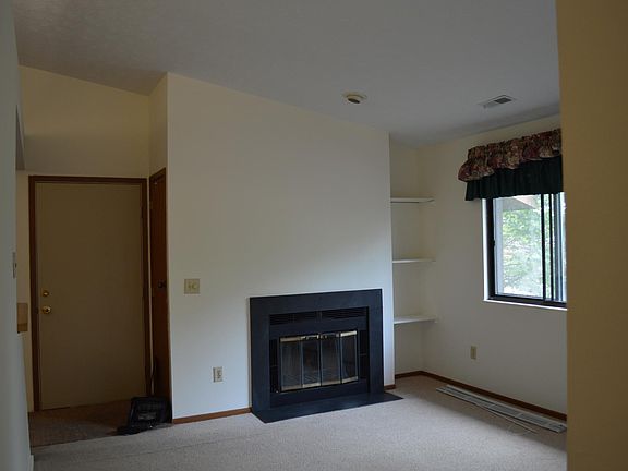 2nd image of 5167 Belle Isle Dr