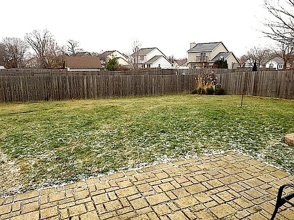 3rd image of 2703 Campus Dr