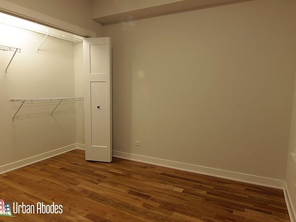 4th image of 2209 W Eastwood Ave #2SS