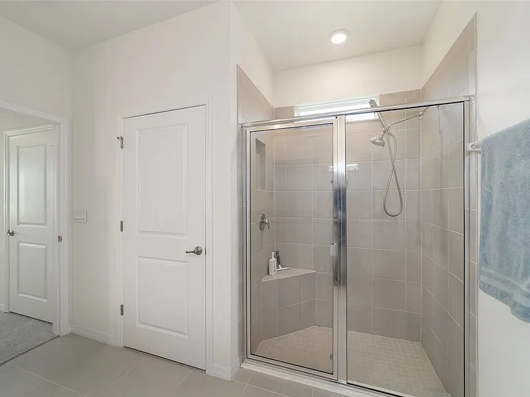 5252 NW 46th Lane Rd — Photo 13