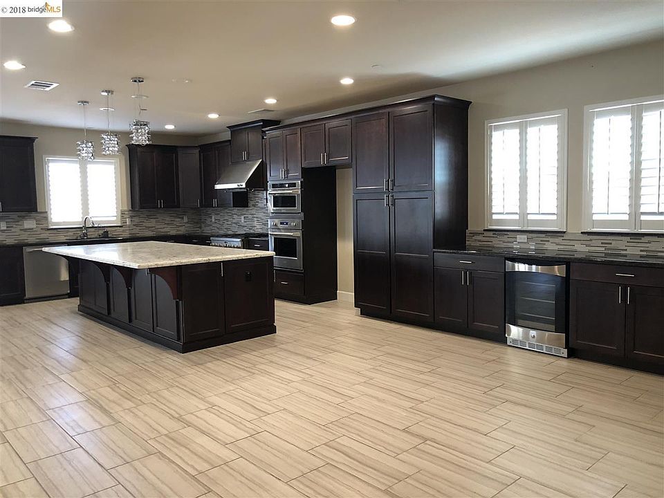 2nd image of 7616 Tidewater Dr